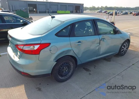 2012 Ford Focus Se z USA, uszkodzony, nr VIN 1FAHP3F28CL475798